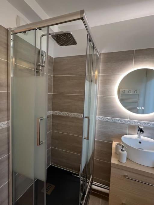 Appartement Proche Disneyland Coulommiers Eksteriør bilde